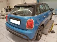 Vue de l’arrière droit