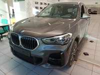 Vue de l’avant gauche