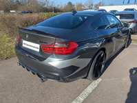 Vue de l’arrière droit