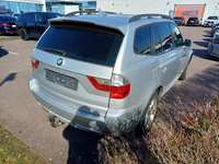 Vue de l’arrière droit