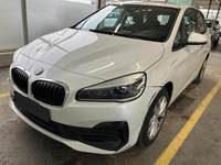 Vue de l’avant gauche