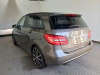 Aanzicht achter links