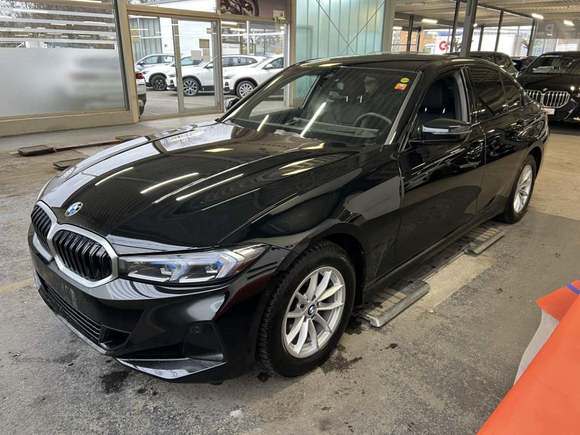 Vue de l’avant gauche