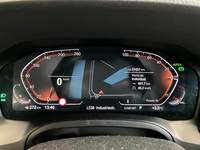 Pohled na přístrojovou desku