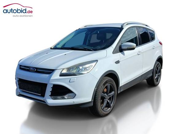 Вид спереди слева