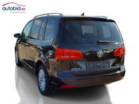 Вид сзади слева