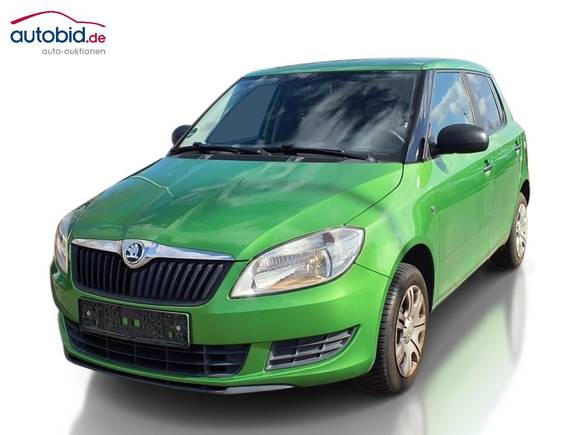 Вид спереди слева