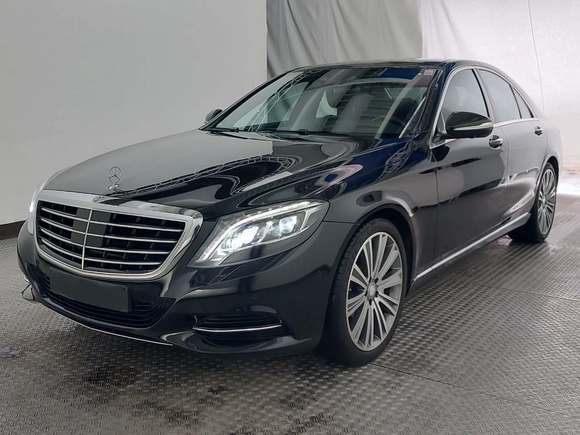 Widok z przodu po stronie lewej