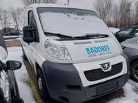 Pogled desno spredaj