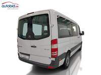 Widok z tyłu po stronie prawej