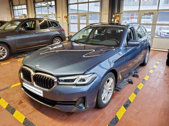 Náhled zpředu zleva