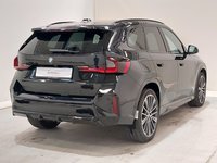 Aanzicht achter rechts