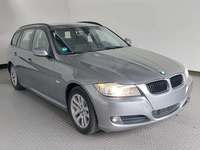 Skats no labās puses priekšā