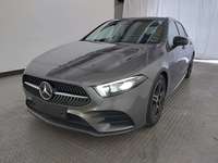 Skats no kreisās puses priekšā