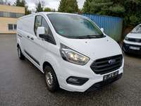 Pogled desno spredaj