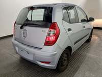 Aanzicht achter rechts