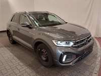 Pogled sprijeda desno