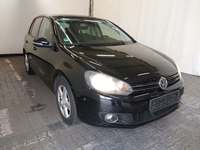 Skats no labās puses priekšā