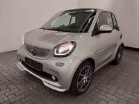 Pogled sprijeda lijevo