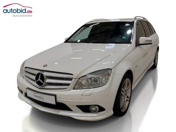 Vue de l’avant gauche