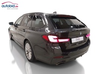 Vue de l’arrière gauche