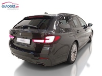 Vue de l’arrière droit