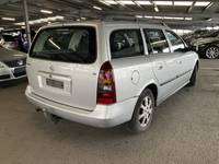 Aanzicht achter rechts