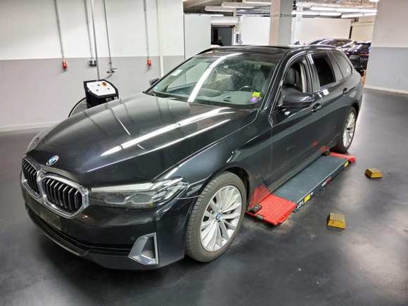 Pogled sprijeda lijevo