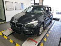 Pogled sprijeda lijevo