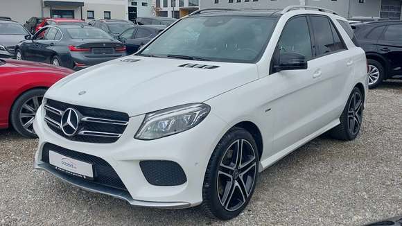 Widok z przodu po stronie lewej