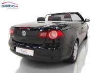 Aanzicht achter rechts