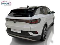 Widok z tyłu po stronie prawej