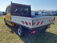 Изглед отзад отляво