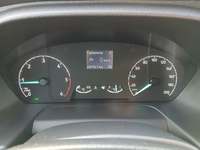 Pohľad na združený prístroj na palubnej doske