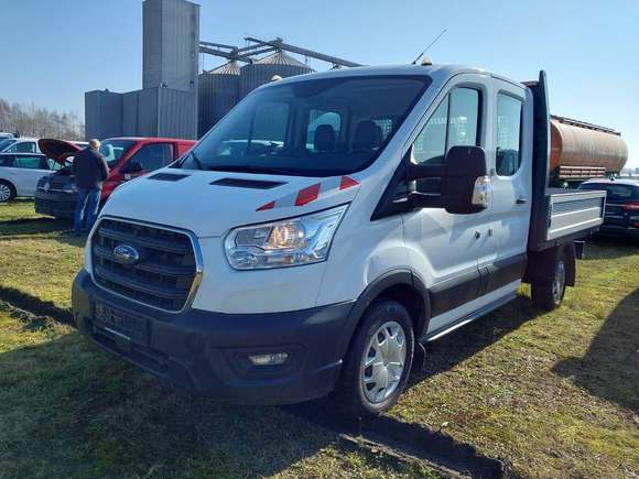 Изглед отпред отляво