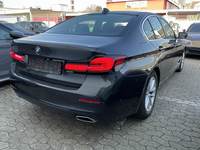 Вид сзади справа