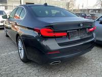 Вид сзади слева