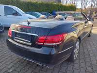 Aanzicht achter rechts