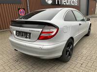 Widok z tyłu po stronie prawej