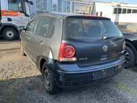 Widok z tyłu po stronie lewej