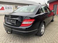 Aanzicht achter rechts