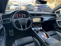 Вид на салон