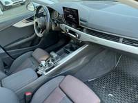 Вид на салон