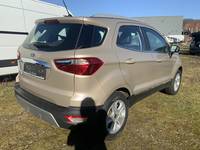 Aanzicht achter rechts