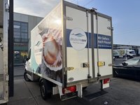 Widok z tyłu po stronie lewej