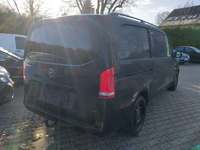 Widok z tyłu po stronie prawej