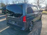 Aanzicht achter rechts