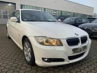 Вид спереди справа