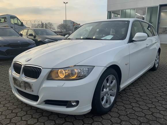 Вид спереди слева