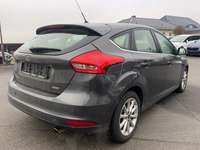 Вид сзади справа